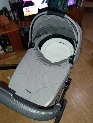 Cochecito bebé 3 piezas + regalo