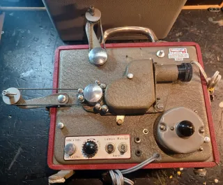 Proyector Cine Royal CineGEL 300 8