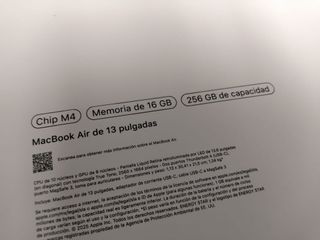 MacBook Air 13 M4 SIN ABRIR