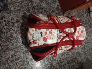 Bulto viaje o gimnasio multicolor bonito y elegant