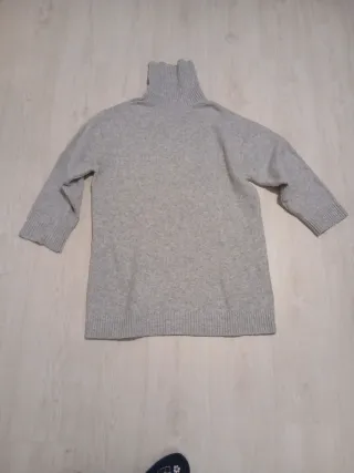 Jersey cuello alto gris