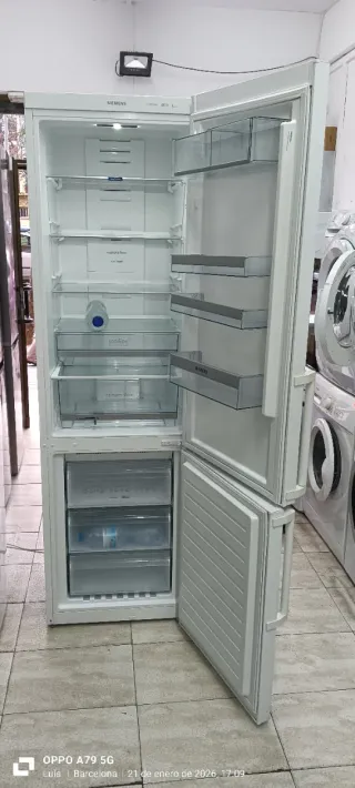 NEVERA COMBI SIEMENS NO FROST ENERGÍA A+