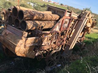 Máquina Trilladora Antigua