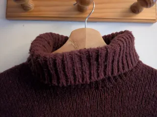 Jersey cuello alto Pull & Bear