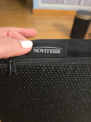 Cojín Lumbar Negro Terciopelo