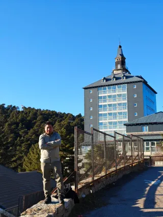 Servicio taxi 24 horas..