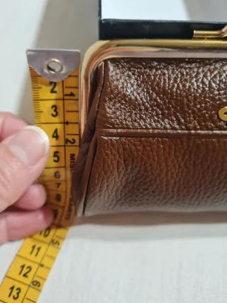 Portamonete Carpisa marrone con tartaruga