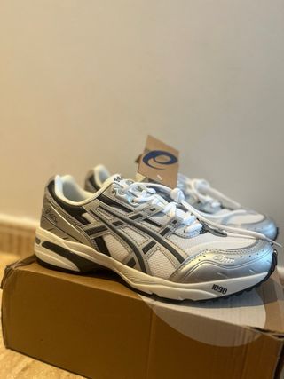 Scarpe Sportive Asics 1090 Argento/Bianco