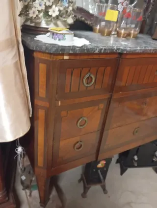 Cassettiera mobile in legno e marmo