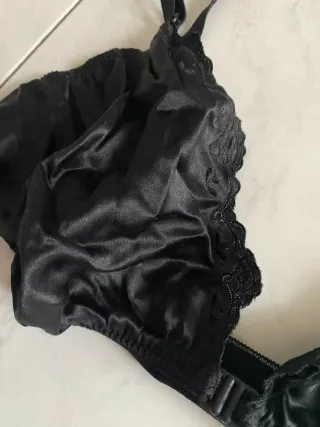 Reggiseno Armelle seta ricamato nero tg 4