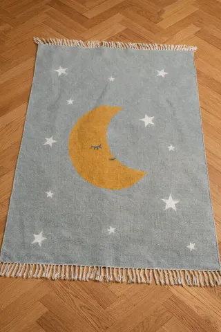 Alfombra infantil El Corte Inglés Luna y estrellas