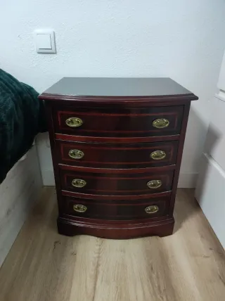 2 mesitas noche clásicas madera de calidad