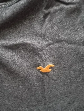 Camiseta Hollister gris manga corta XS