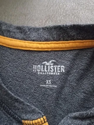 Camiseta Hollister gris manga corta XS