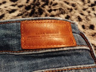 Pantalón vaquero Zara