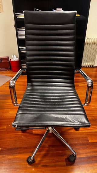 Silla oficina diseño premium negra