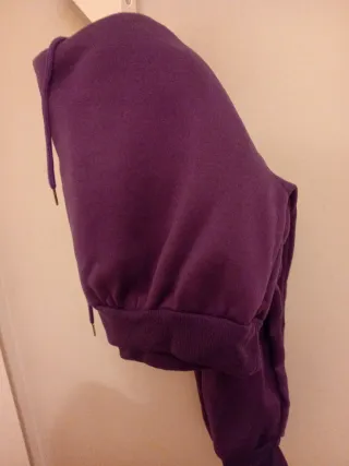 Sudadera Morada Chica
