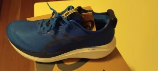 Zapatillas Asics Nimbus 27 Azul/Blanco