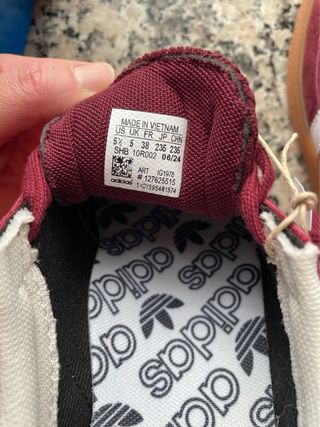 Adidas Spezial Talla 38  color burdeos granate