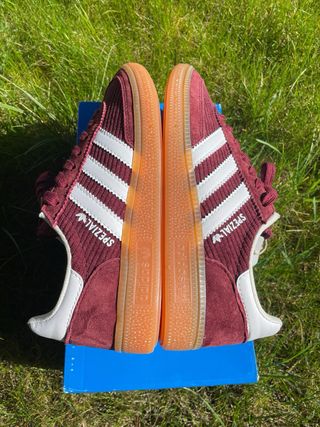 Adidas Spezial Talla 38  color burdeos granate