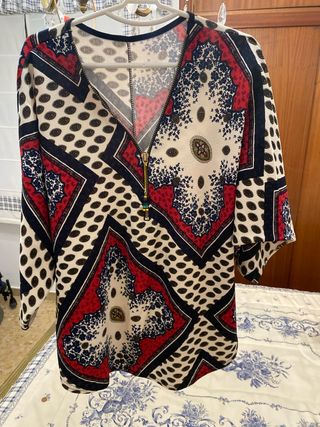 Camiseta manga 3/4 con cremallera