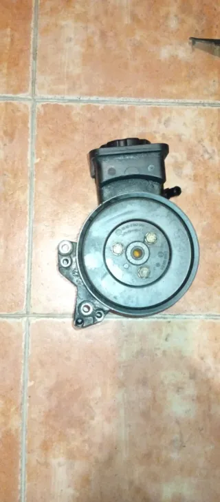 Bomba Dirección Asistida BMW E60 Hidráulica