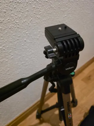 Trípode Velbon CX-540 con funda