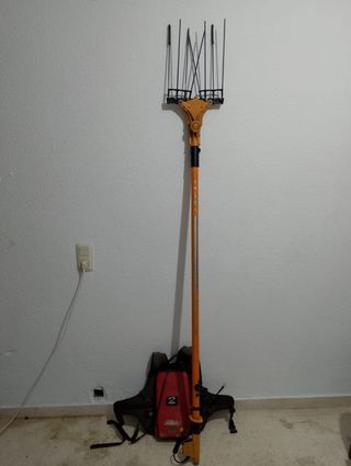 Rastrillo para olivos con motor