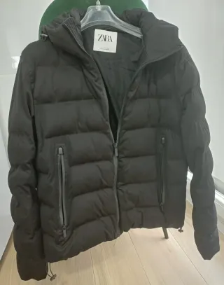 Cazadora Zara Negra Talla XL con Bolsillos