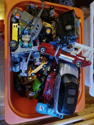 Lote Coches de Juguete de buena calidad.