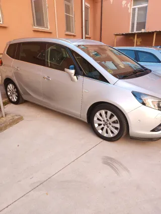 opel Zafira Tourer 2012