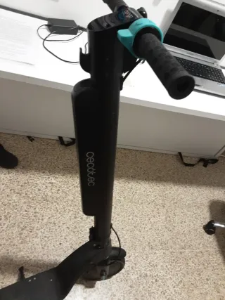 Patinete Eléctrico Cecotec Bongo