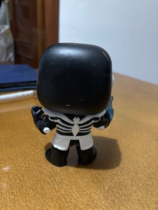 Figura Funko Thanos Venomizado