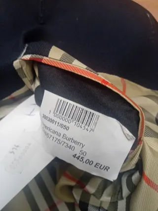 Americana Burberry Talla 50