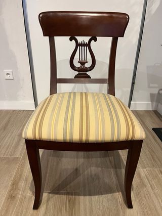 Mesa de Comedor + 6 Butacas. Calidad y Estilo.