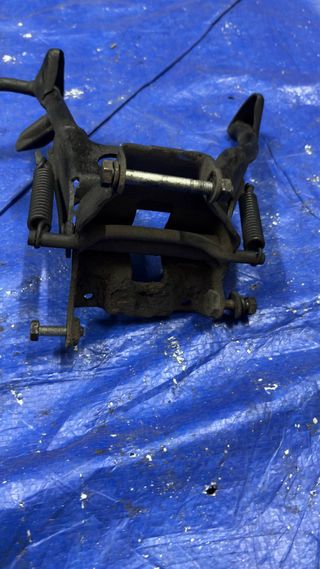 CABALLETE CENTRAL PIAGGIO ZIP VESPA TYPHOON