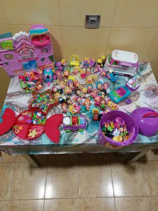 Lote de muñecas y accesorios Pin y Pon