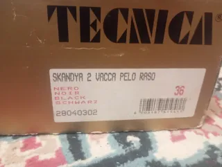 Stivali donna neri con pelliccia