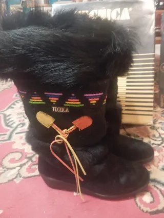 Stivali donna neri con pelliccia