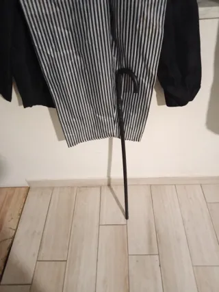 Abbigliamento Carnevale Nero charlotte