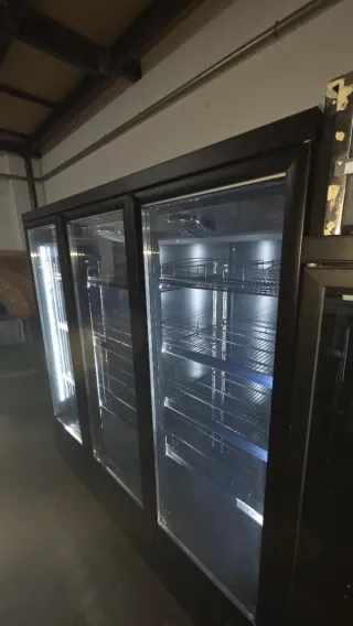 Nevera industrial puerta de cristal