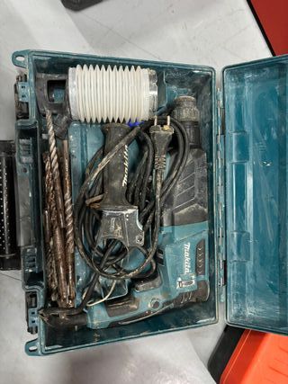 Makita HR2630 800W Martillo Rotatorio
