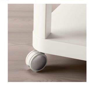 Mesa auxiliar TINGBY con ruedas