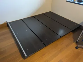 Estructura de cama tatami de madera 190 x 150 cms