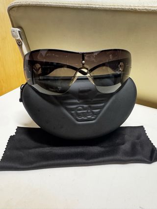 Lote Gafas de Sol Emporio Armani y Hugo Boss
