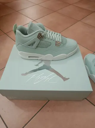 Air Jordan 4 Retro Seafoam Sail Silver