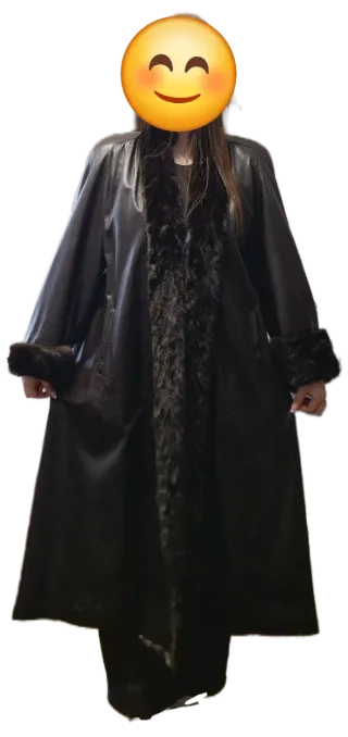 Abrigo largo de piel marron