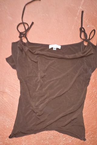 Camiseta elástica marrón talla M