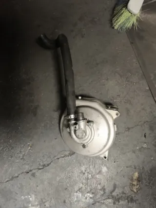 Coperchio girante pompa acqua Minarelli Orizzontal