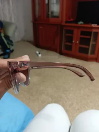 Gafas de sol Ray-Ban rosas y marrones